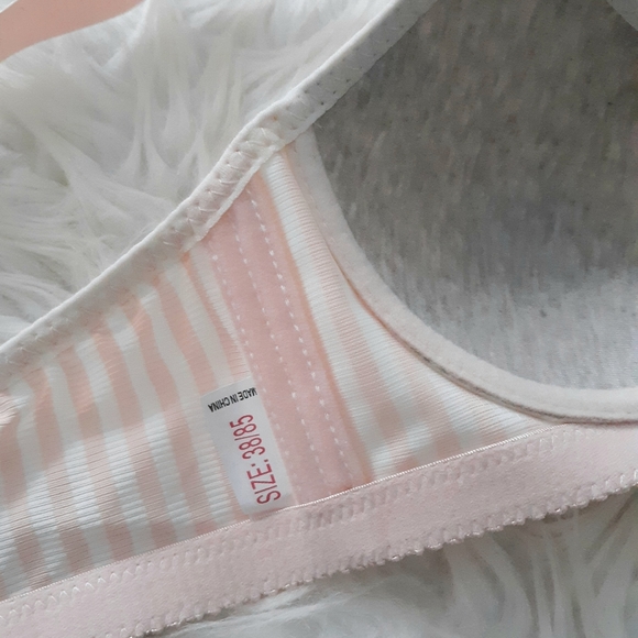 New! Padded Wireless Bra 38A - Picture 2 of 5